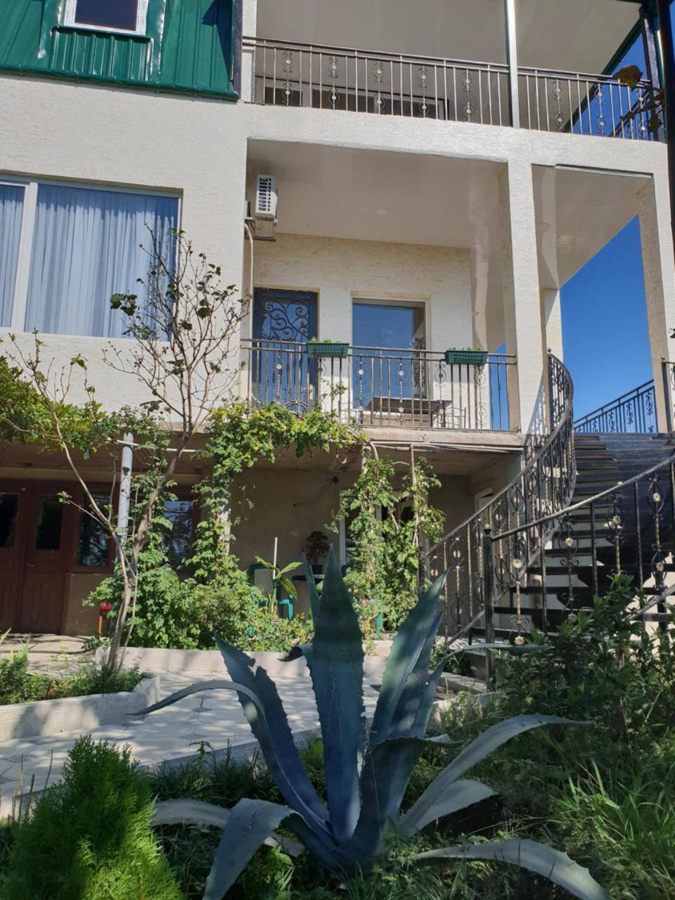 Hotel 9Th Sky Kutaissi Exterior foto