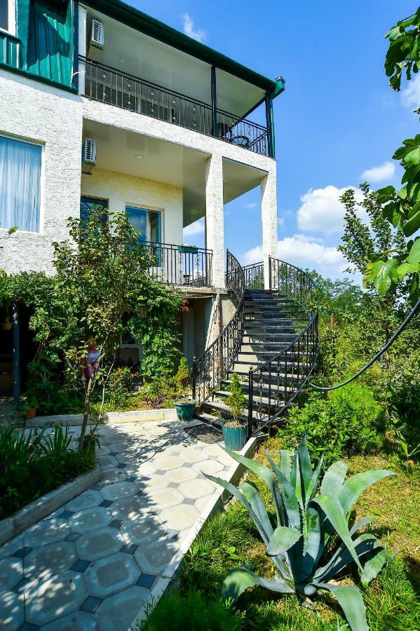 Hotel 9Th Sky Kutaissi Exterior foto